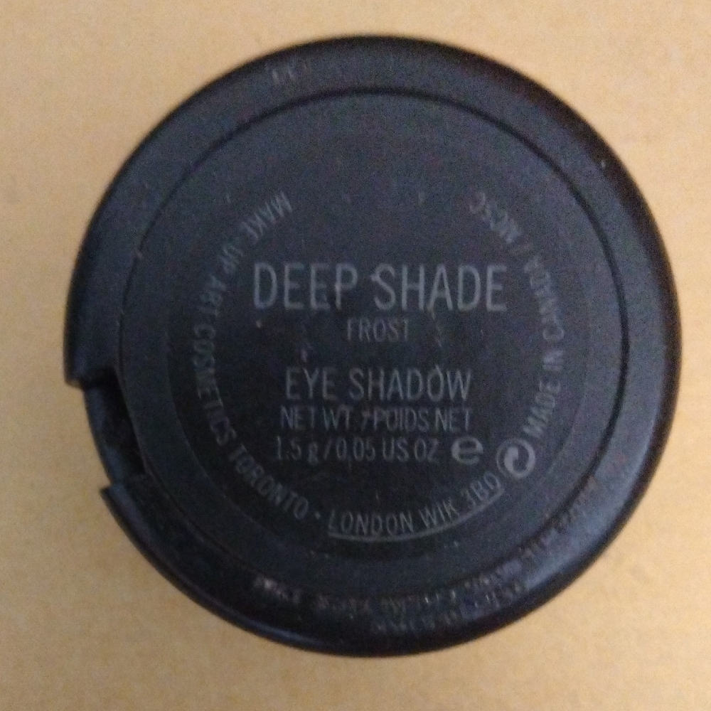 MAC Cosmetics Eyeshadow - Deep shade - Picture 3 of 3